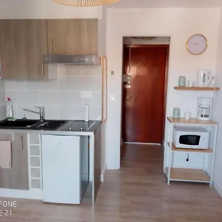 Cosy Proche Des Plages De Golfe Juan * فالوريس
